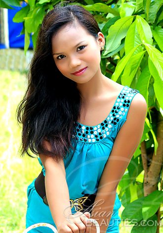 Absolutely stunning women: Asian college girl Fatima