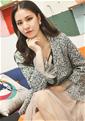 Hundreds of dazzling profiles: pretty Asian member Ling